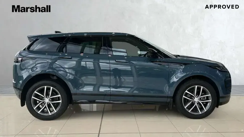Used Land Rover Range Rover evoque SE Dynamic 204 HP (150 kW) 2025 Metallic  tribeca blue Hatchback