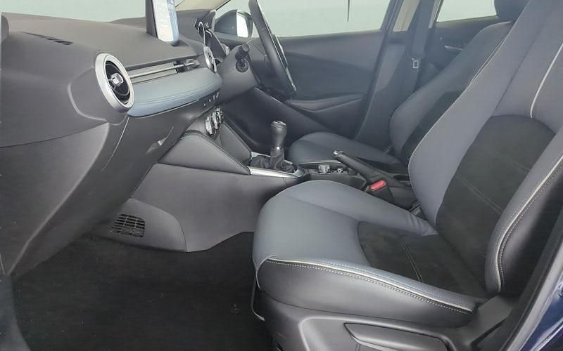 Used Mazda 2 Inclusive 90 HP (66 kW) 2022 Blue Hatchback