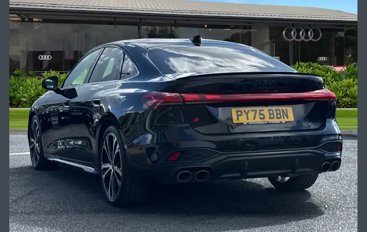 Used Audi S5 Comfort 367 HP (269 kW) 2025 Black Estate