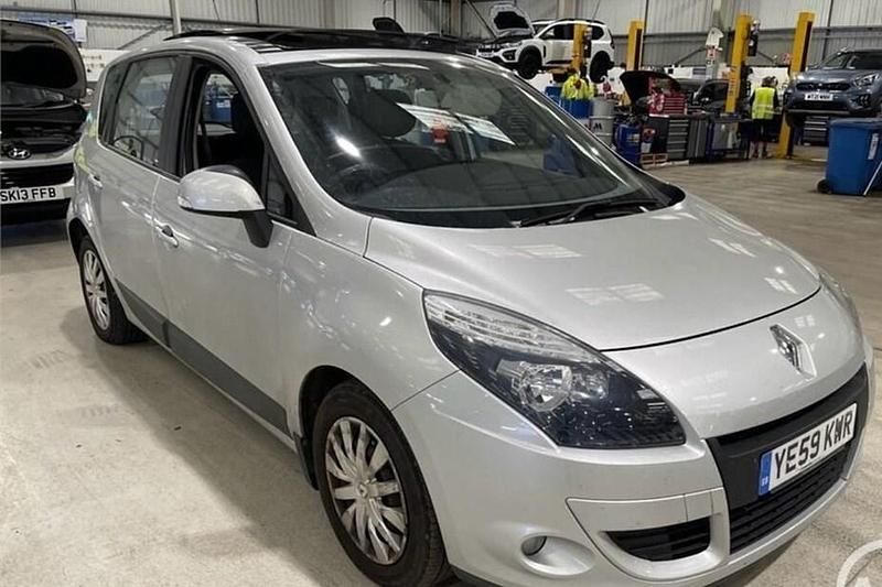 Silver Used 2009 Renault Scénic III Expression MPV | £3,995 (Fair price) - Image 1/1