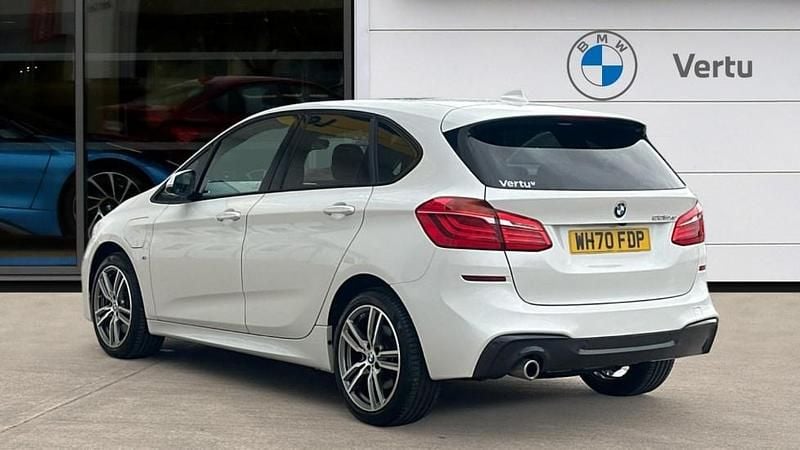 Used BMW 225 Active Tourer iPerformance 221 HP (162 kW) 2020 White MPV