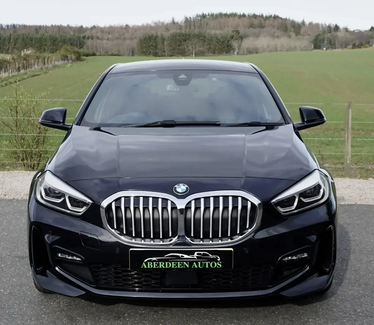 Used BMW 118 M Sport 140 HP (102 kW) 2019 Black Hatchback