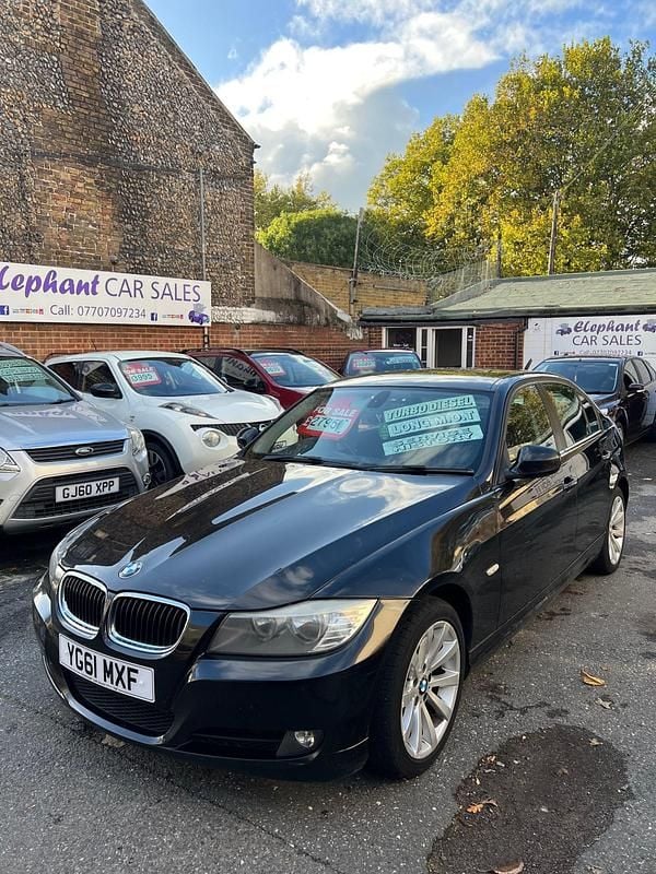 Black Used 2011 BMW 320 Sedan | £2,795 (Fair price) - Image 1/4