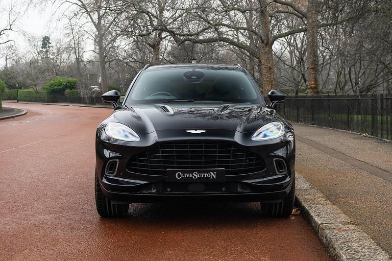 Used Aston Martin DBX 550 HP (404 kW) 2022 Black SUV