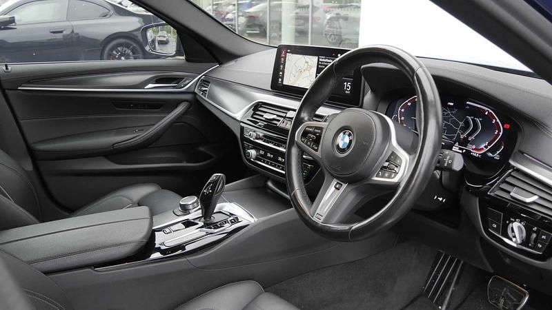 Used BMW 520 M Sport 190 HP (139 kW) 2022 Blue Estate