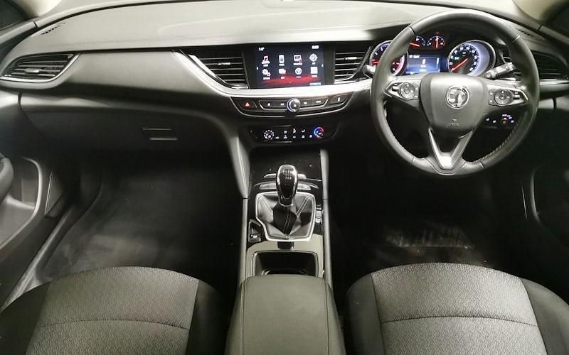 Used 2020 Vauxhall Insignia Design Edition Hatchback | £8,318 (Good price) - Image 1/3