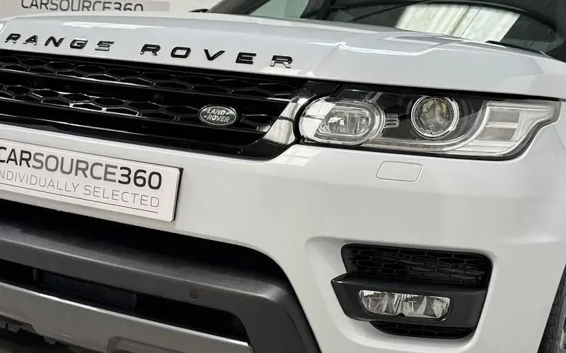 Used Land Rover Range Rover Sport HSE Dynamic 306 HP (225 kW) 2017 White SUV