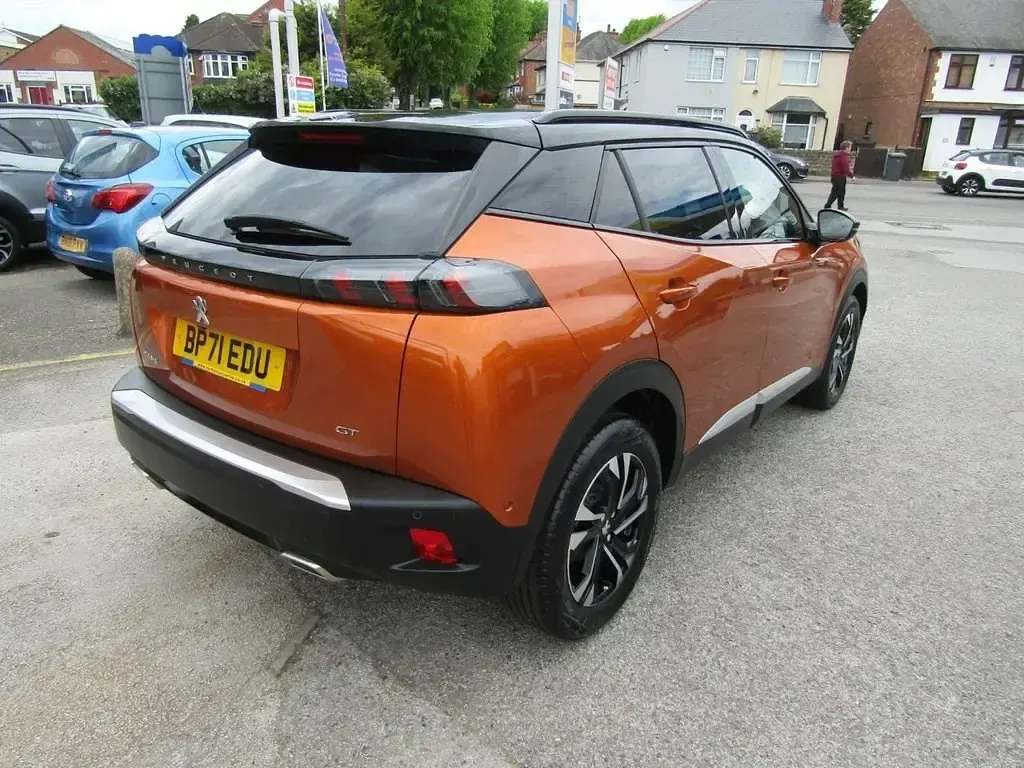 Second-hand Peugeot 2008 GTi 2022 Portocaliu SUV