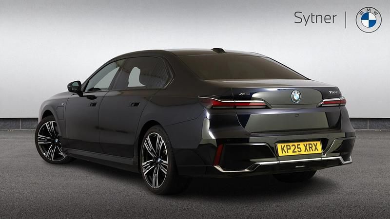 Used BMW 750e M Sport 482 HP (354 kW) 2025 Black Sedan