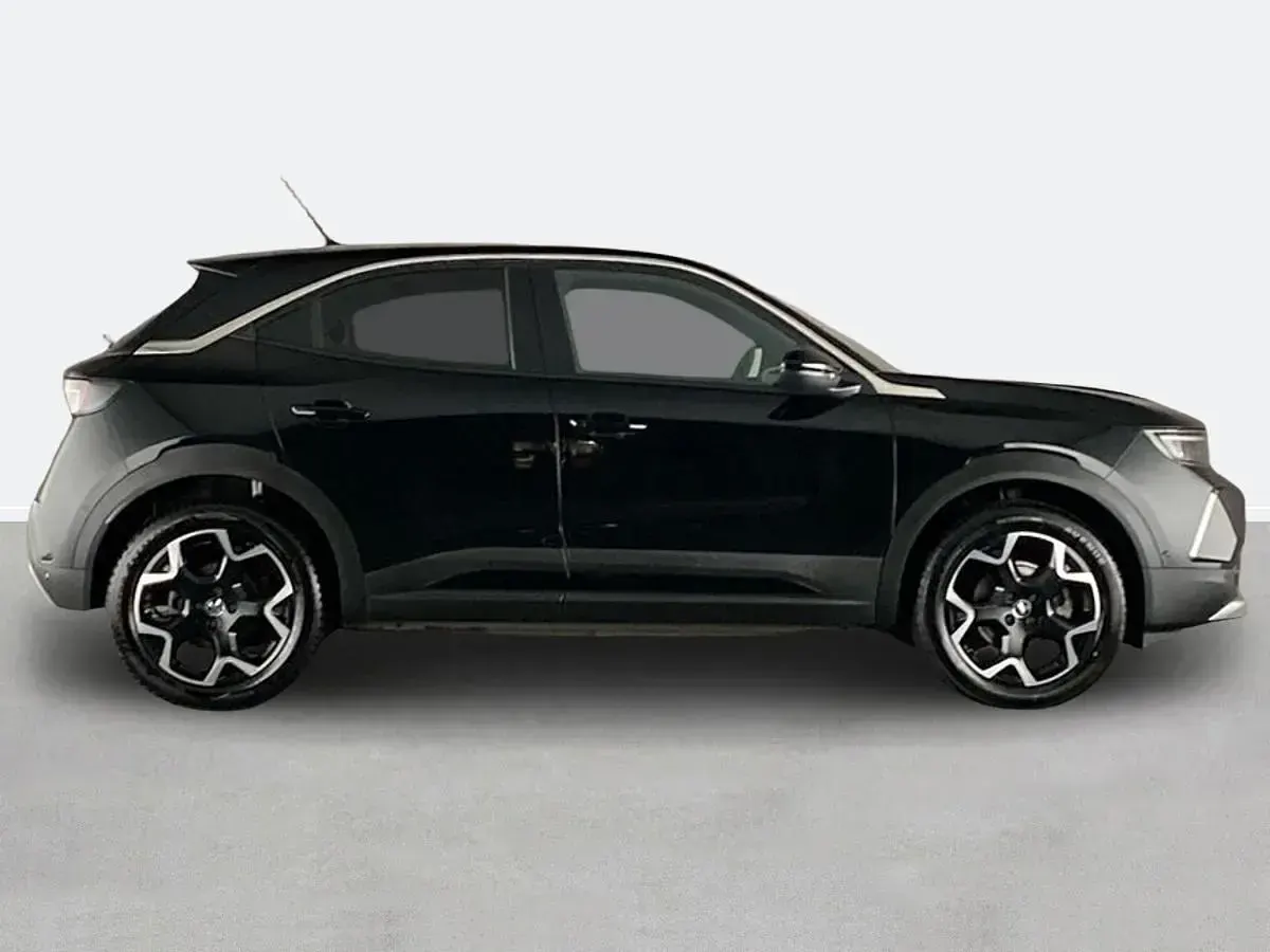 Second-hand Vauxhall Mokka Ultimate 100 kW (136 CP) 2023 Negru SUV