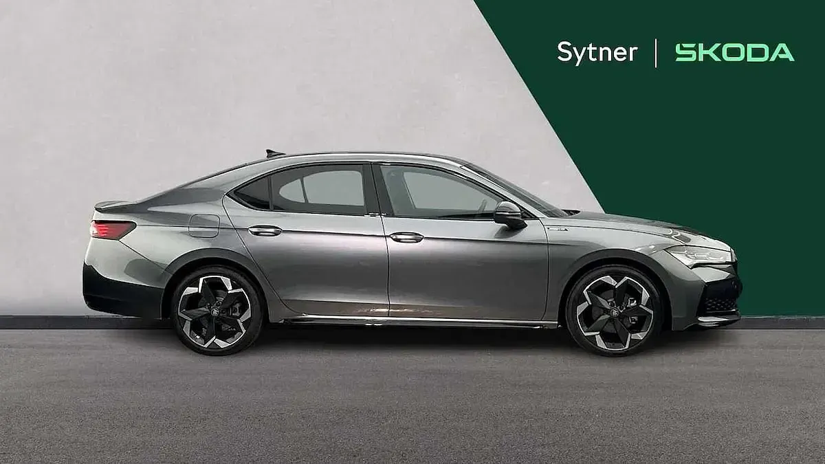Used Skoda Superb SportLine 150 HP (110 kW) 2026 Graphite grey metallic Hatchback