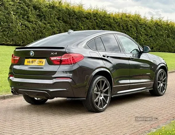 Usado BMW X4 M Sport 190 HP (139 kW) 2017 Cinzento SUV