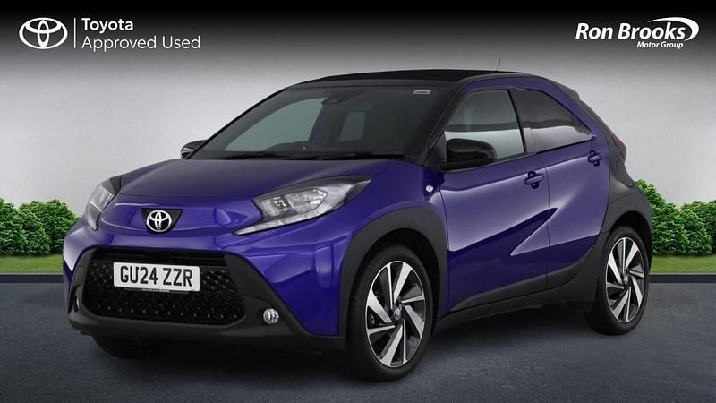 Used Toyota Aygo X 72 HP (52 kW) 2024 Blue SUV