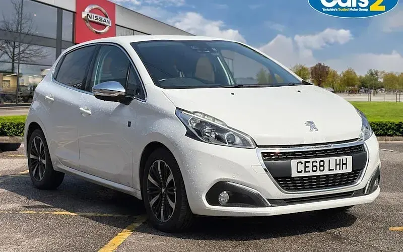 Second-hand Peugeot 208 82 CP (60 kW) 2018 Hatchback