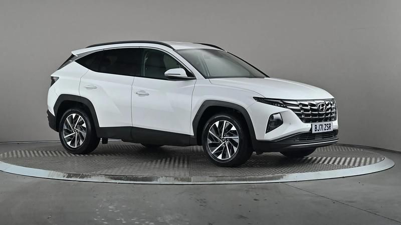 White Used 2021 Hyundai Tucson Premium SUV | £16,698 (Fair price) - Image 1/4