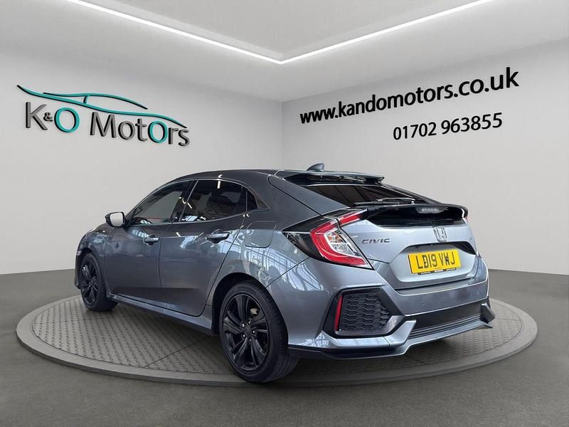 Used Honda Civic EX 126 HP (92 kW) 2019 Grey Hatchback