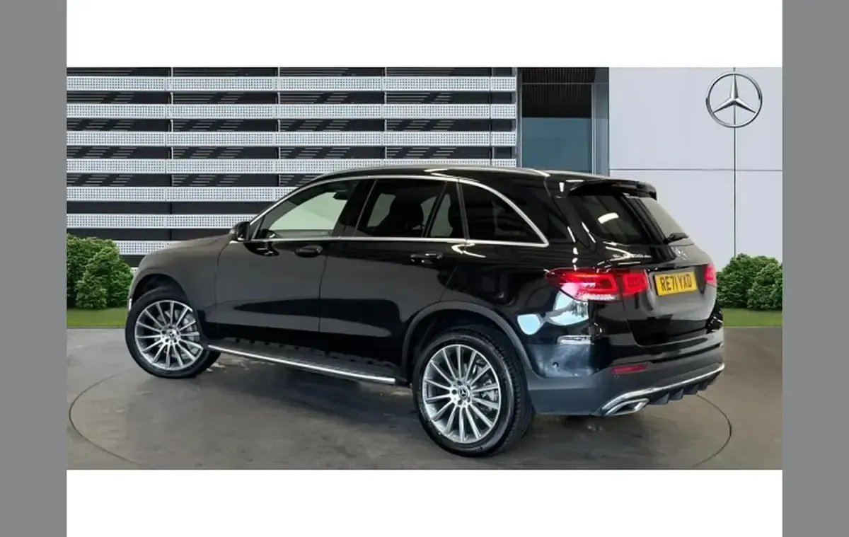 Used Mercedes GLC300de AMG Line Premium 301 HP (221 kW) 2021 Black SUV