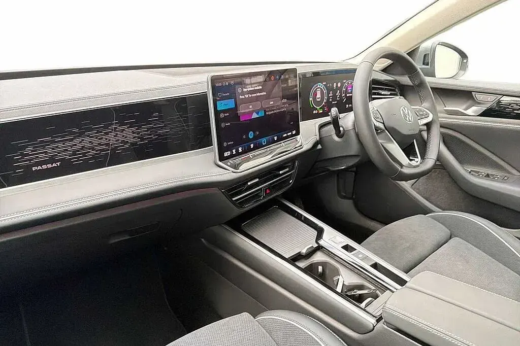 New VW Passat Elegance 204 HP (150 kW) 2026 Diabase grey Estate