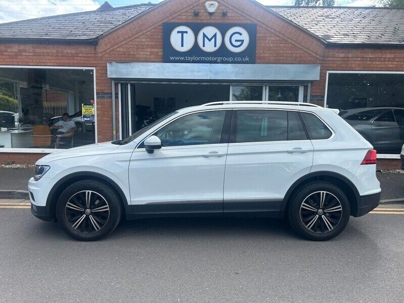 White Used 2017 VW Tiguan SE SUV | £13,995 (Fair price) - Image 1/4