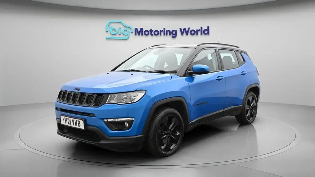 Usado Jeep Compass Night Eagle 140 CV (102 kW) 2021 Azul SUV