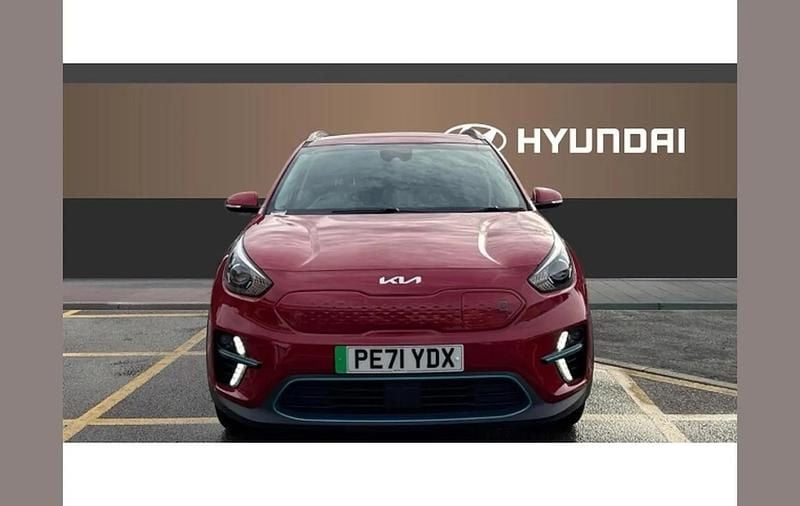 Used Kia e-Niro 150 kW (204 HP) 2021 Red SUV