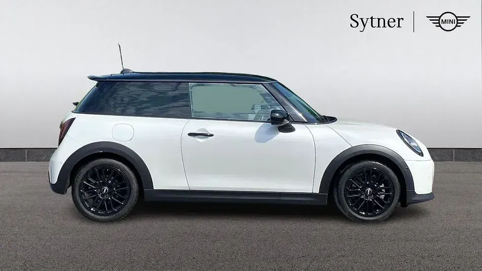 Used Mini Cooper S Hatch 201 HP (147 kW) 2024 White Hatchback