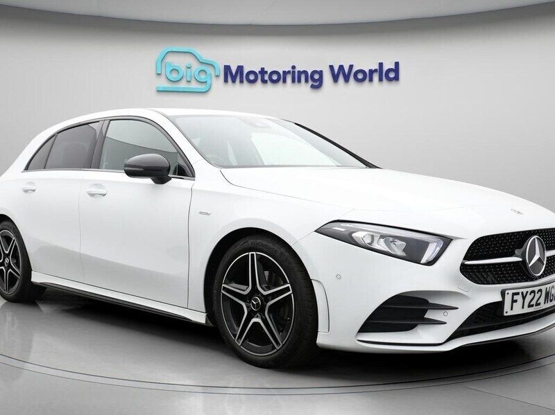 White Used 2022 Mercedes A180 Executive Hatchback | £18,500 (Good price) - Image 1/4