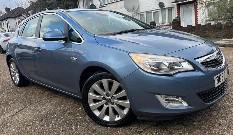 Used Vauxhall Astra 2010 Blue Hatchback