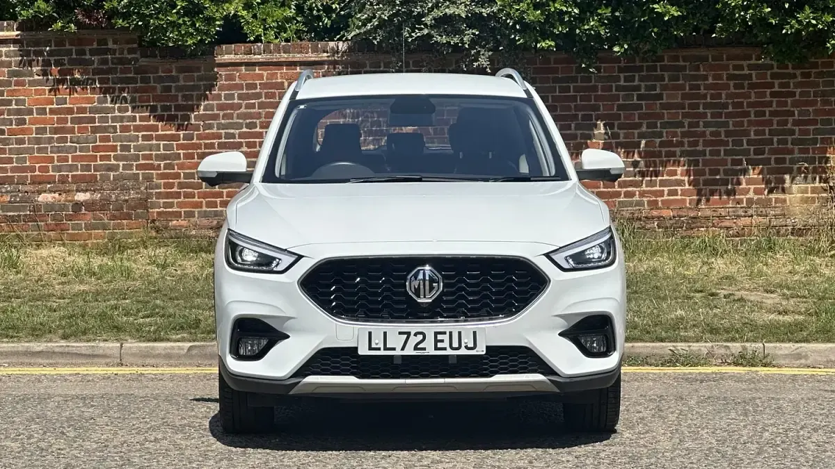 Used MG ZS Exclusive 106 HP (77 kW) 2023 White SUV