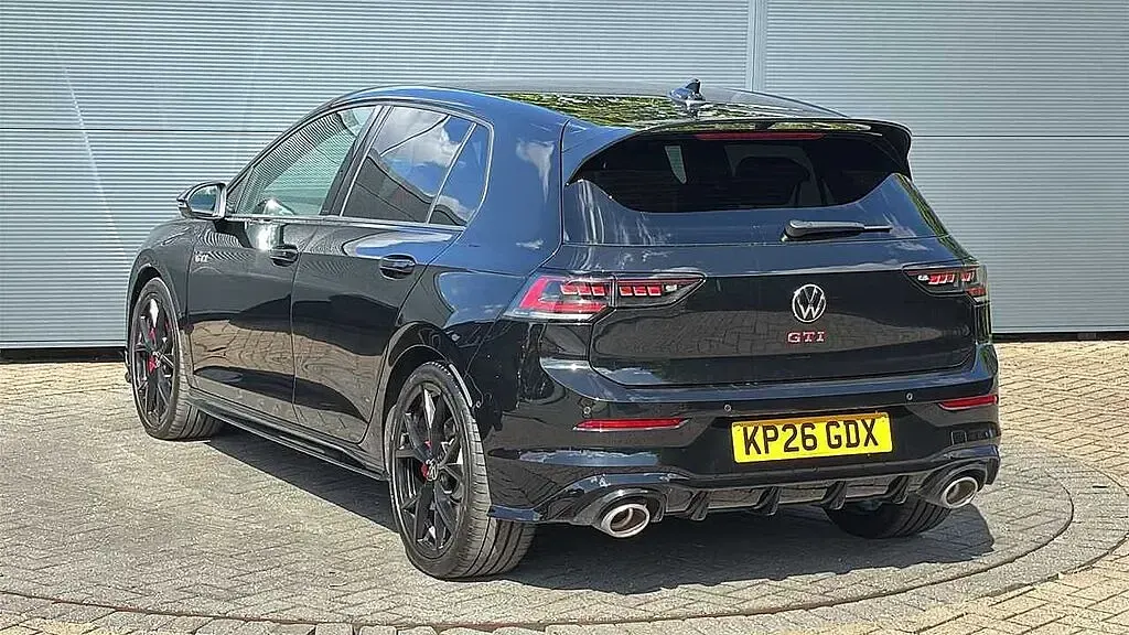 Used VW Golf VIII 300 HP (220 kW) 2026
