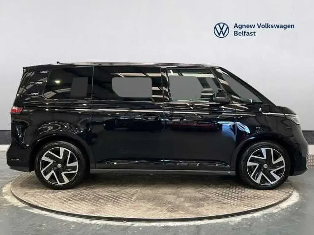 Used VW ID. Buzz Pro 150 kW (204 HP) 2024 Black MPV