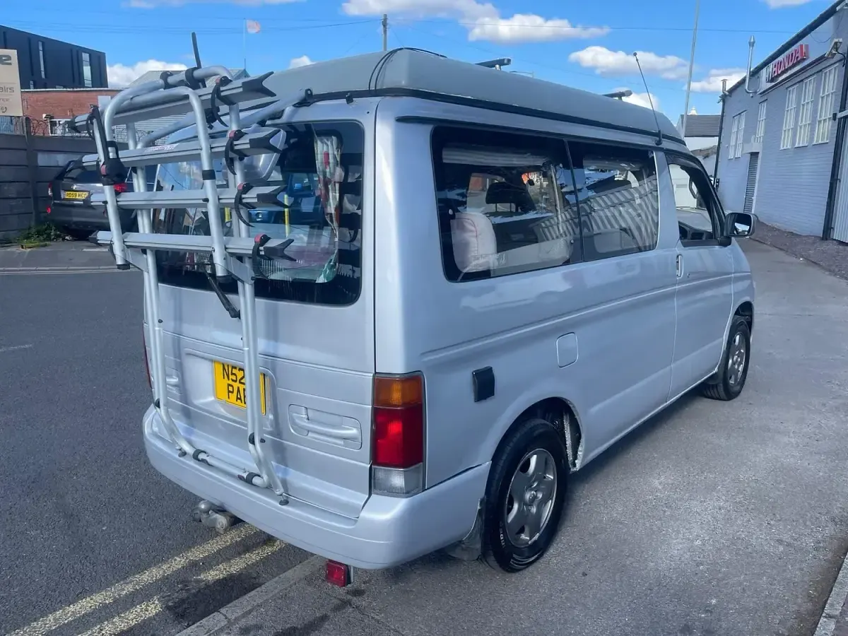 Used Mazda Bongo 2004 Silver MPV