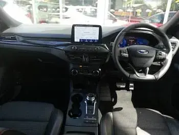 Used Ford Focus ST-Line X 125 HP (91 kW) 2020 Red Hatchback