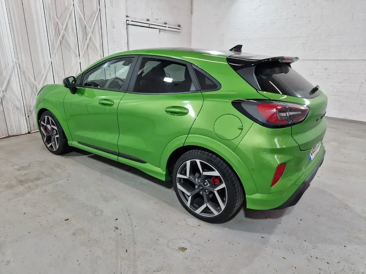 Used Ford Puma Performance Edition 200 HP (147 kW) 2021 Mean green SUV