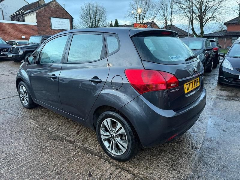 Used Kia Venga 89 HP (65 kW) 2017 Silver Hatchback