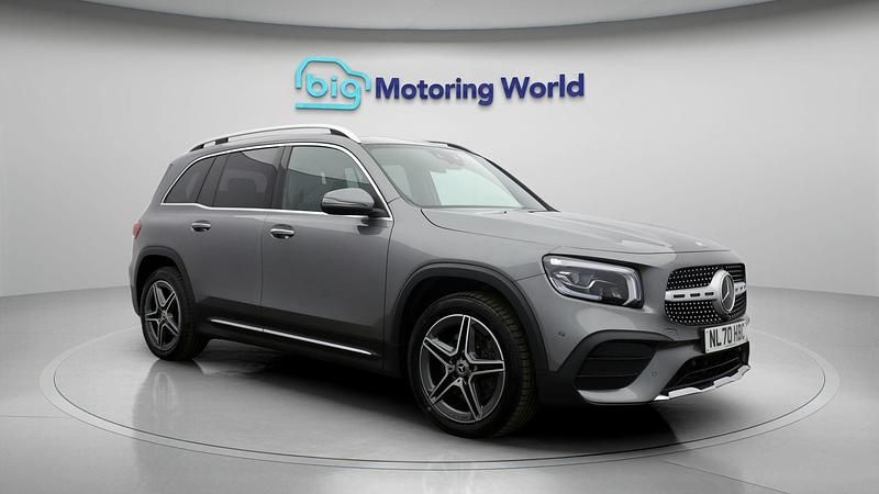 Used 2020 Mercedes GLB220 AMG line SUV | £26,700 (Fair price) - Image 1/4