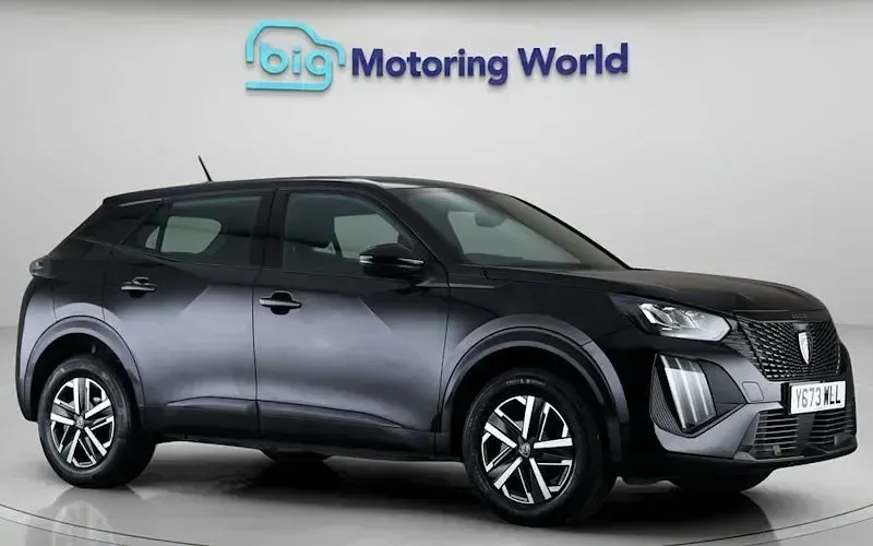 Used Peugeot 2008 Active 101 HP (74 kW) 2023 SUV
