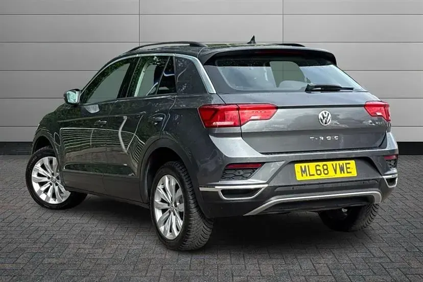 Used VW T-Roc SE 115 HP (84 kW) 2018 Grey SUV