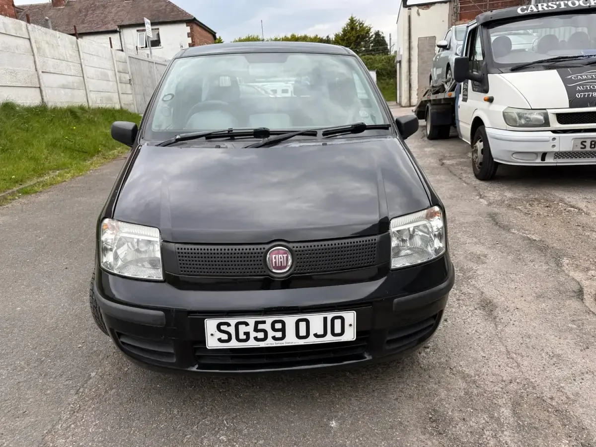 Usado Fiat Panda Active 54 HP (39 kW) 2009 Preto Citadino