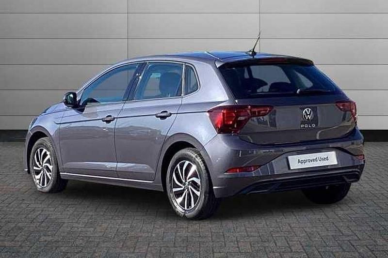 Used VW Polo Life 95 HP (69 kW) 2024 Grey Hatchback