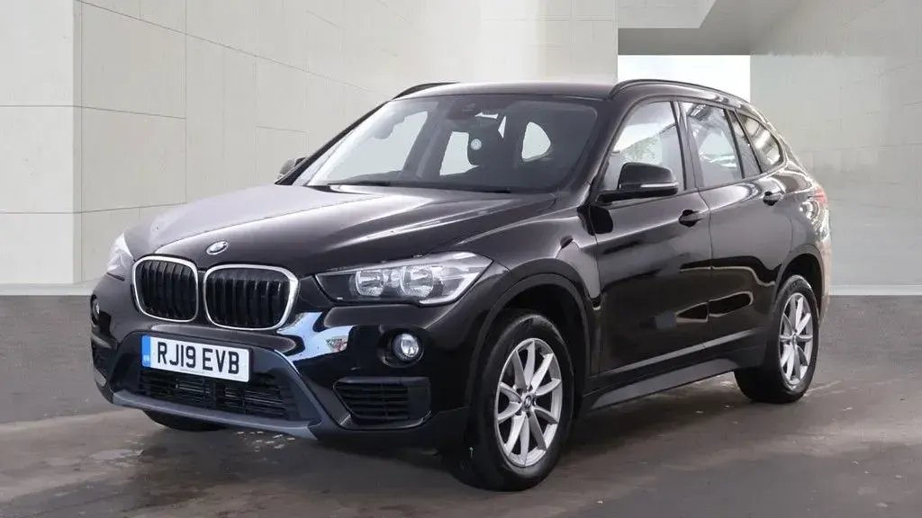 Used BMW X1 Comfort Edition 140 HP (102 kW) 2019 Black SUV