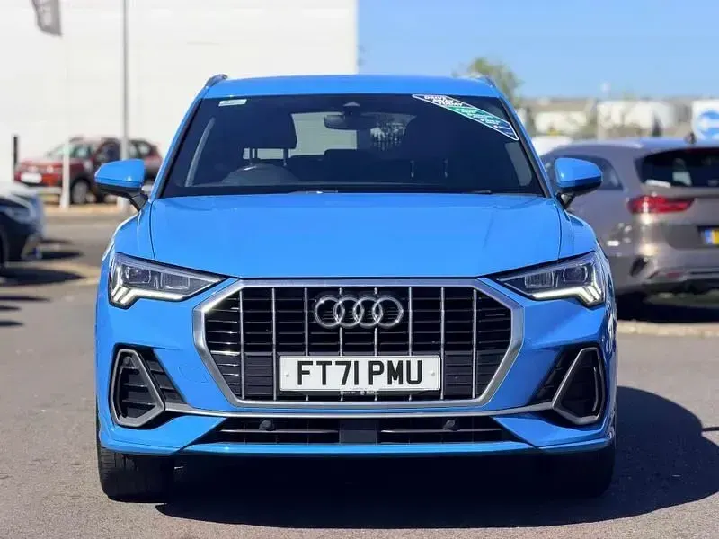 Usado Audi Q3 S-Line 150 CV (110 kW) 2021 Azul SUV