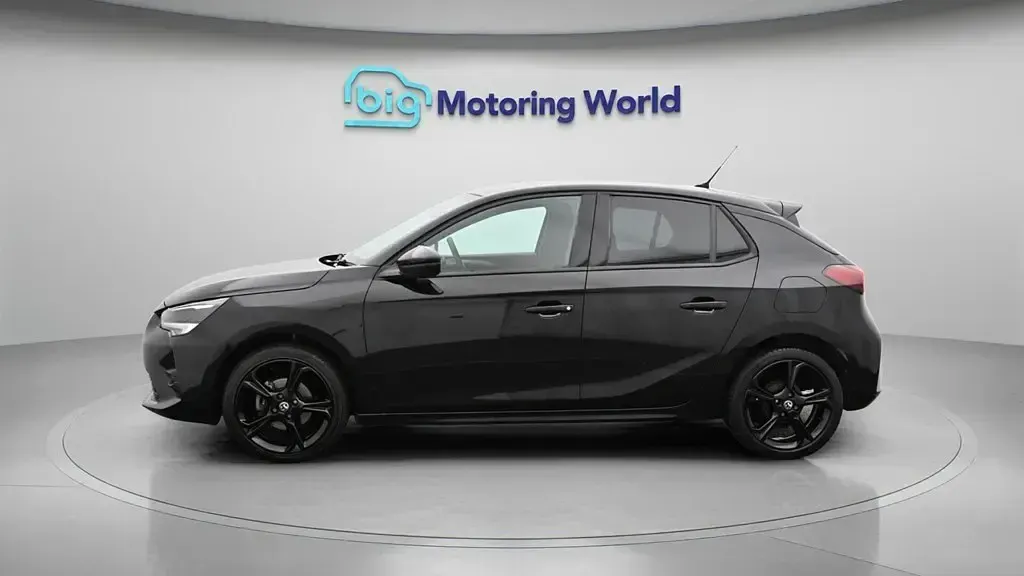 Second-hand Vauxhall Corsa 75 CP (55 kW) 2023 Negru Hatchback