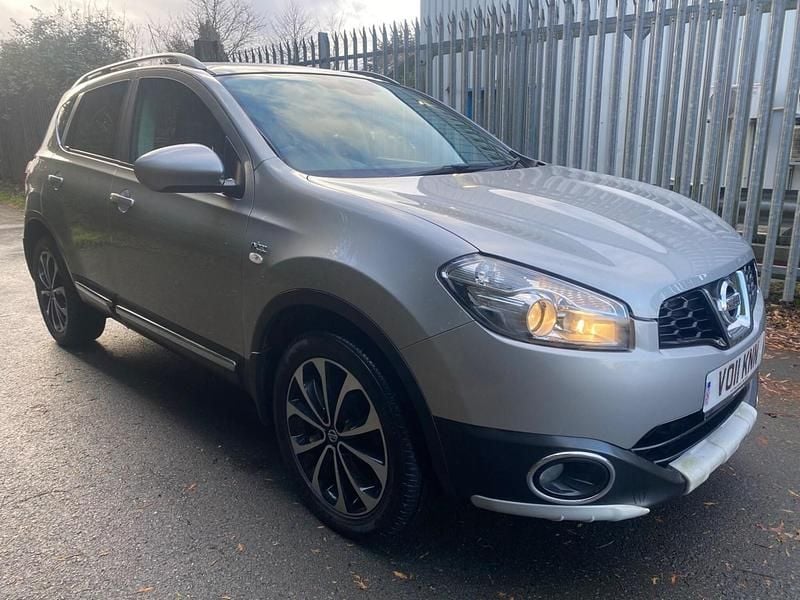 Silver Used 2011 Nissan Qashqai N-TEC SUV | £3,600 (Fair price) - Image 1/3