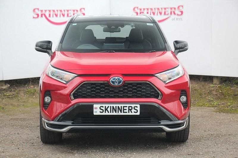 Used Toyota RAV4 2021 Red/black SUV