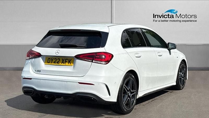 Used Mercedes A180 Executive 136 HP (100 kW) 2022 White Hatchback
