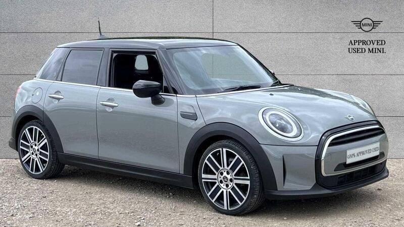 Grey Used 2022 Mini Cooper Exclusive Hatchback | £17,199 (Fair price) - Image 1/4