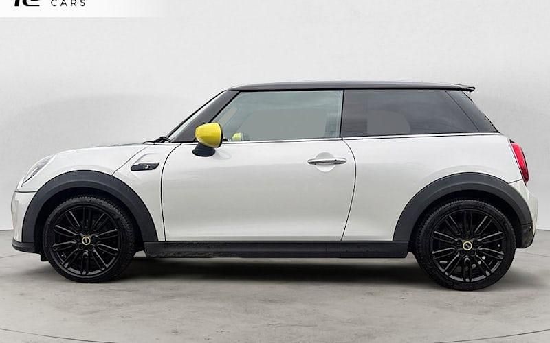 Używany Mini Cooper Level 2 135 kW (184 KM) 2023 Hatchback