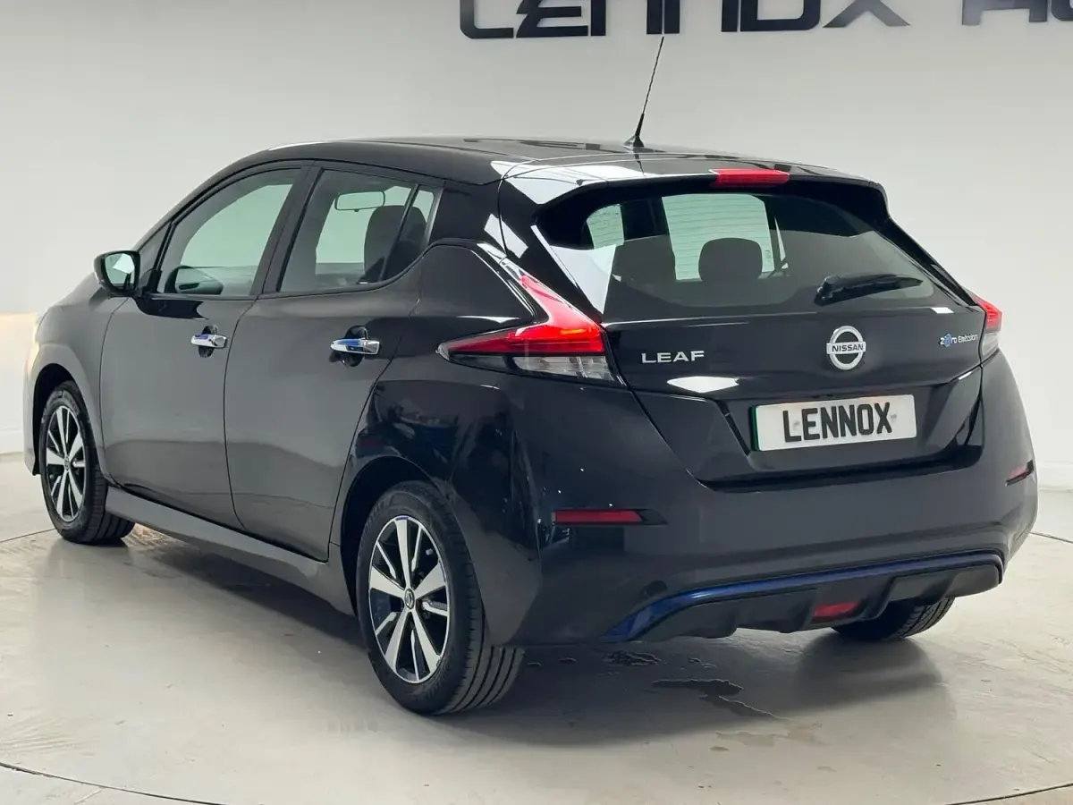 Used Nissan Leaf Acenta 110 kW (150 HP) 2021 Black Hatchback