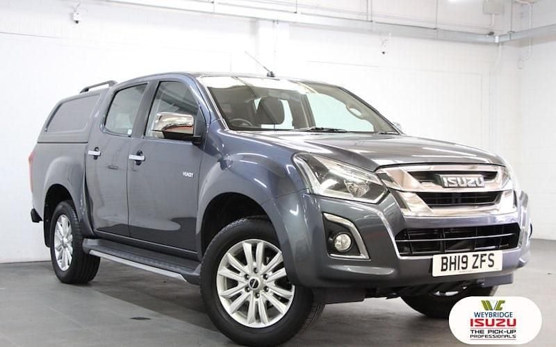 Usado Isuzu D-Max 165 HP (121 kW) 2020 Cabrios